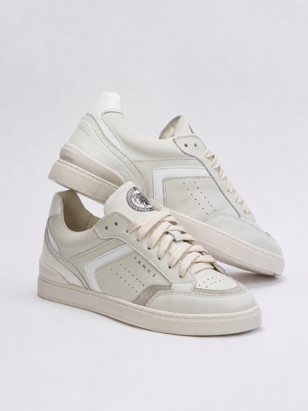 BIFRONS - milk/beige