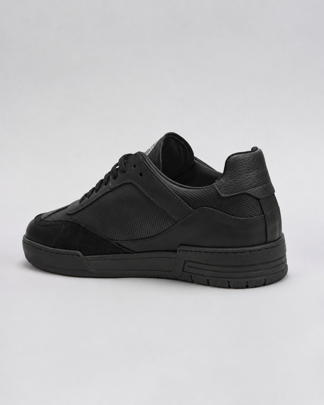 CERUS - black