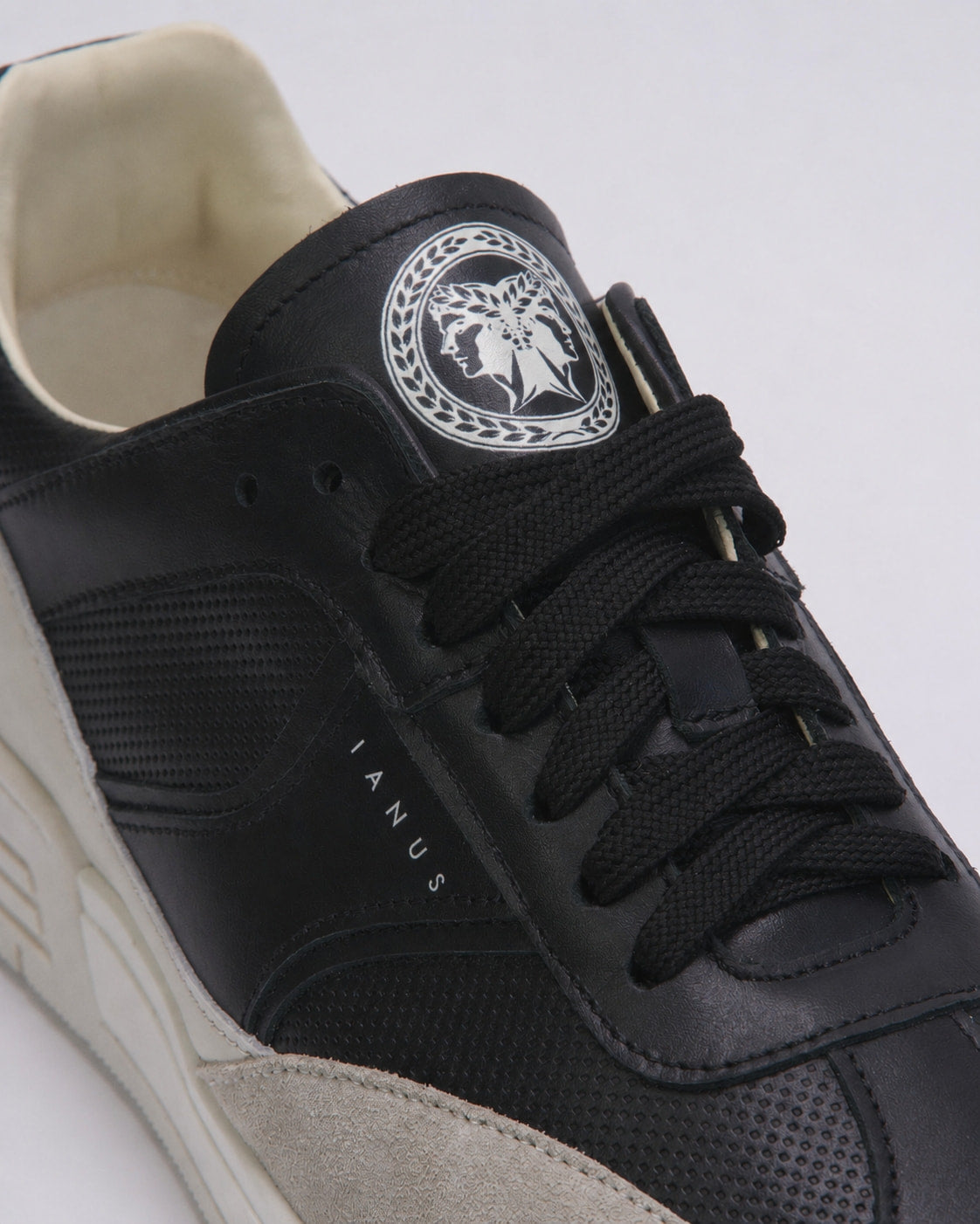 CERUS