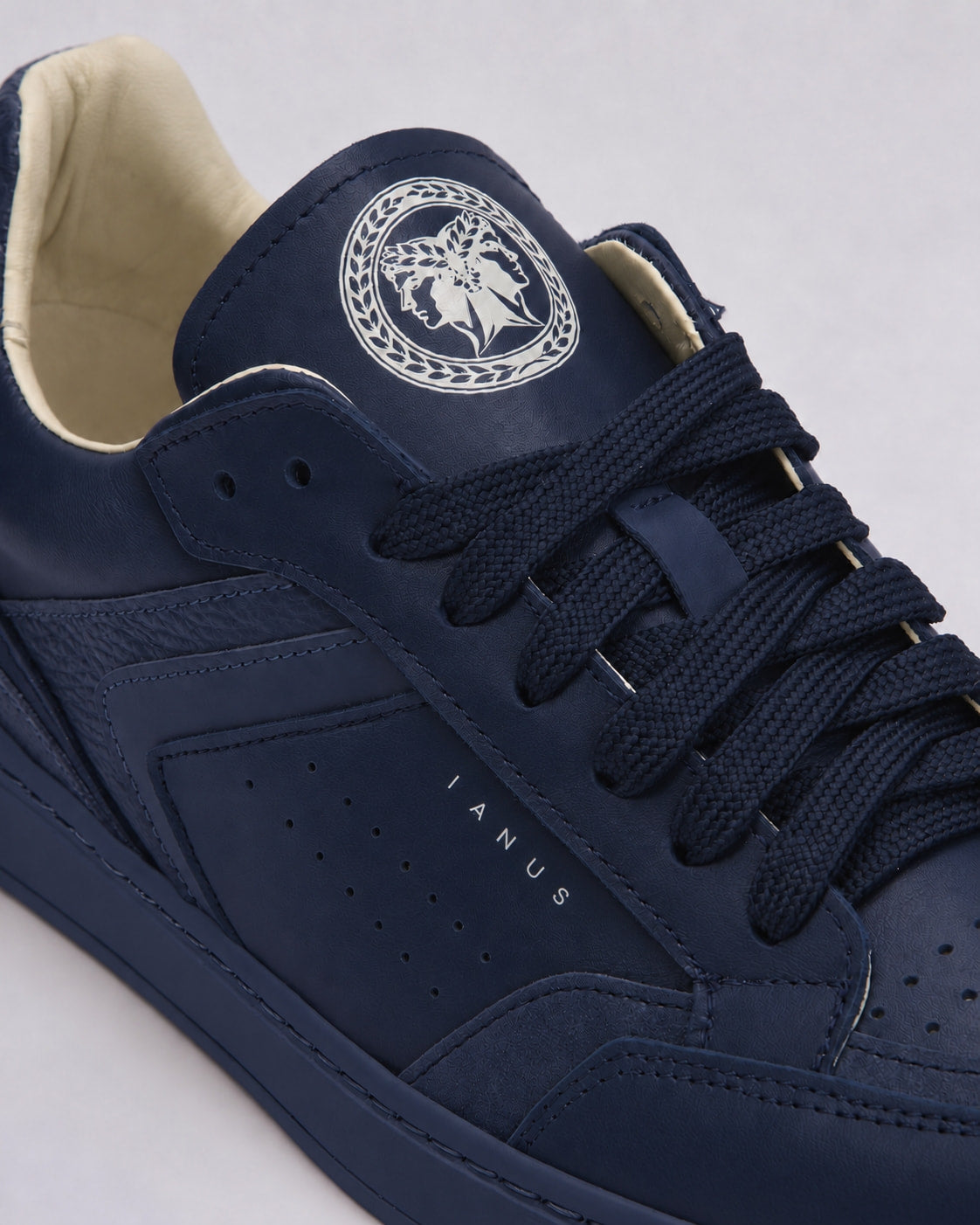 BIFRONS - blue navy