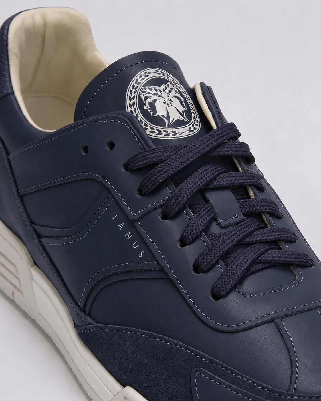 CERUS - blue navy